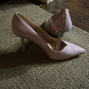 J-Lo lavender pumps.